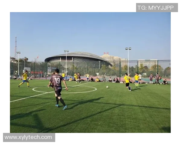 颐高足球助力青少年成长打造健康向上的足球文化新风尚 颐高足球助力青少年成长打造健康向上的足球文化新风尚